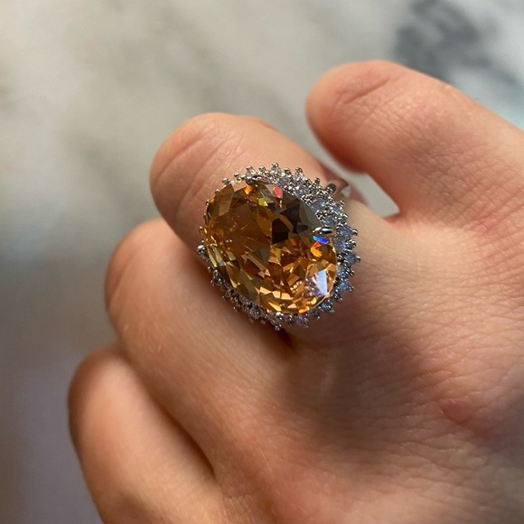 Beautiful sparkly cocktail ring - Picture 4 of 6